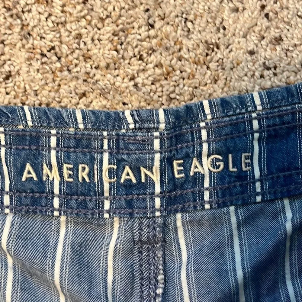 American Eagle Striped High Rise Pleated Mom Shorts Size 8